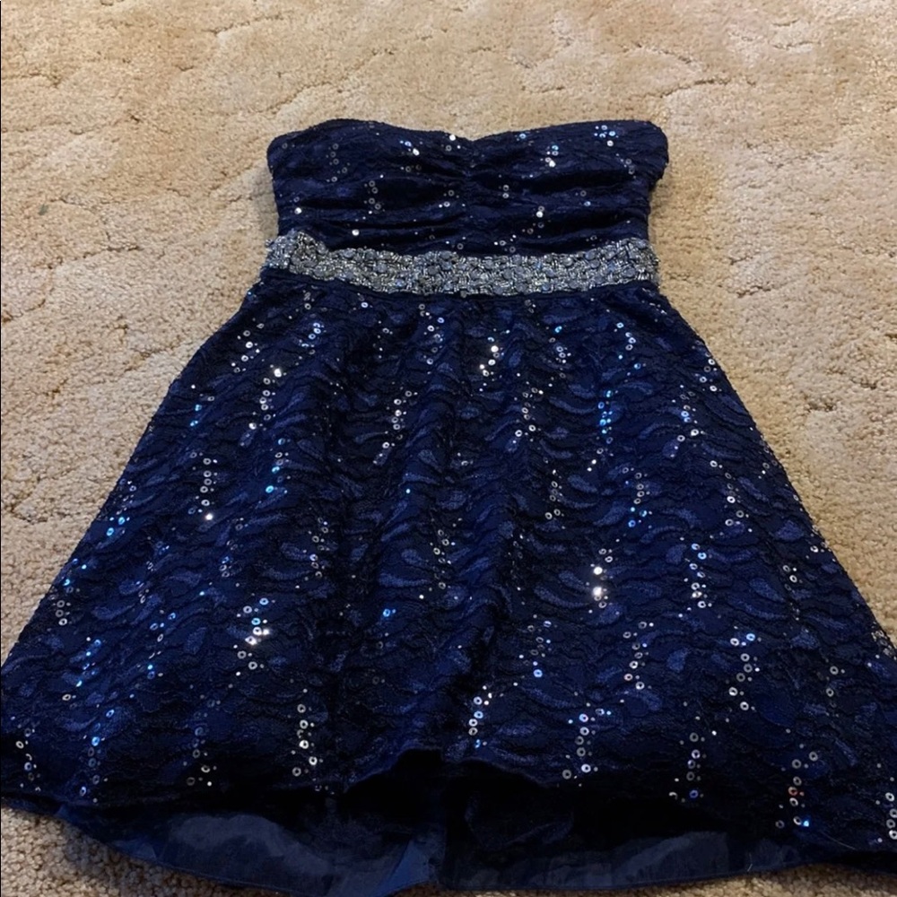 strapless dress